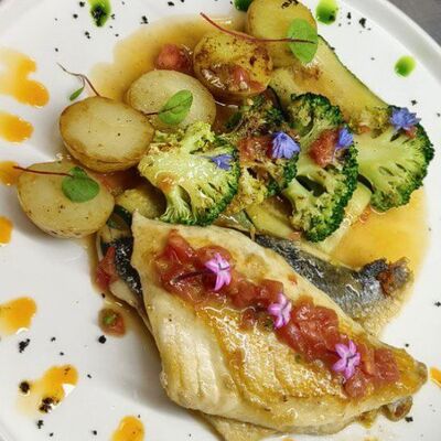 Филе дорадо с овощамив БарБошко Вареничная по цене 1850 ₽