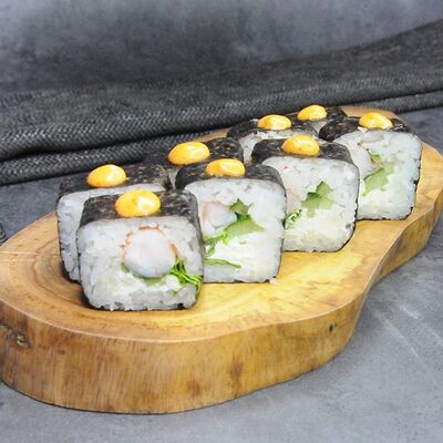 Ролл Киото спайси в 7Sushi по цене 549 ₽