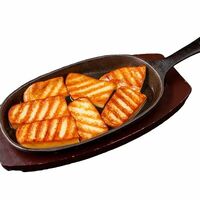 Жареный копченый сыр в Пацха Пшапский двор