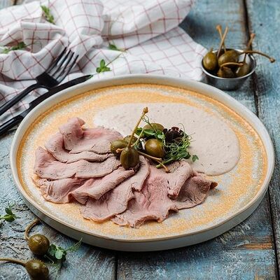 Вителло тоннато в Маймун по цене 650