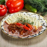 Гуляш в Чайхана Плов N1