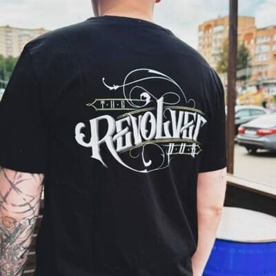 Футболка The Revolver Pub Team в The revolver pub по цене 2000 ₽