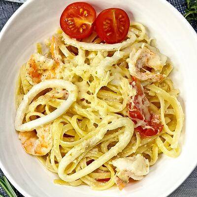 Тальятелле с морепродуктами в Sisters Food по цене 499