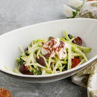 Салат из кабачка с винoградом и крем чизом в Катюша Katyusha