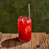 Лимонад клубнично-жасминовый в Двор Помидор