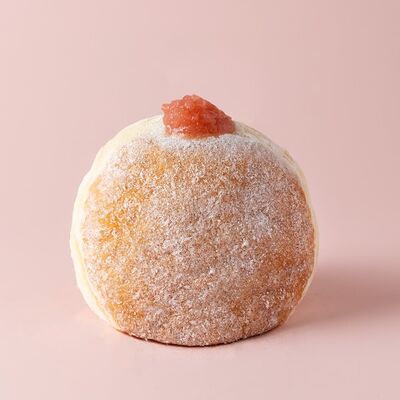 Пончик с клубничным джемом в Понча по цене 190 ₽