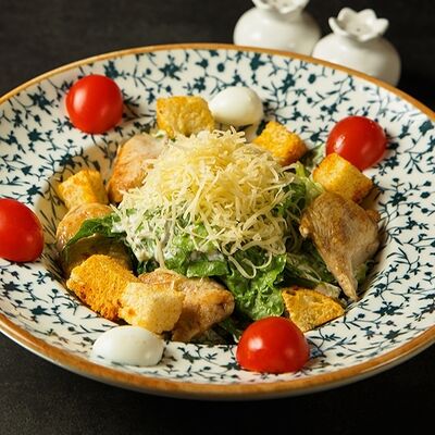 Цезарь с курицей в Вах Гиви! по цене 680 ₽