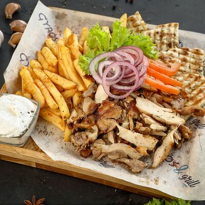 Открытый гирос микс в Gyros&grill по цене 480 ₽