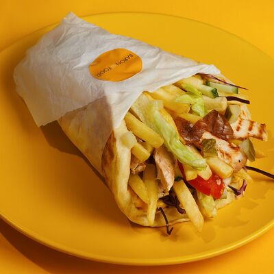 Гирос курочка в Pizza Baron по цене 339 ₽
