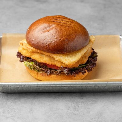 Бургер Цыпа чиз в Большая рыба по цене 650 ₽