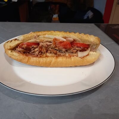 Фино с тунцом, томатом и луком с лимонным соком в Red Camel Египетская кухня по цене 445 ₽