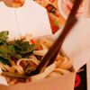 Wok Морской коктейль в сливочном соусе в Суши ням и пицца по цене 513