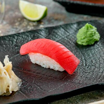 Суши Тунец в ЛарисуВаннуХочу по цене 170