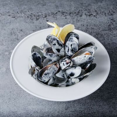 Мидии в соусе блю чиз в THE BOX по цене 410