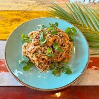 Ми Горенг с курицей в PhoBar