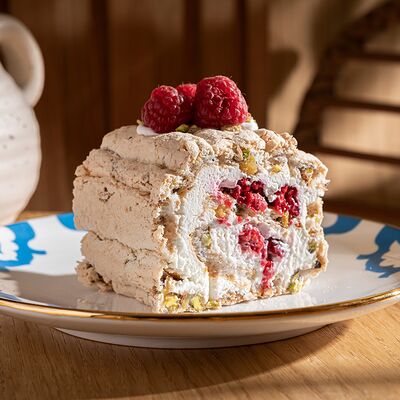 Фисташковый рулет в Lali по цене 790 ₽