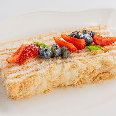 Торт Наполеон в Morricone pizza & wine по цене 450 ₽