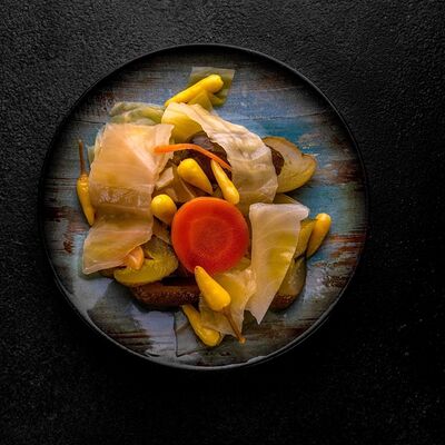 Ассорти солений в Сhef Арбат по цене 700 ₽