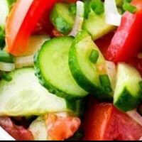 Овощной салат с зеленым маслом в Дикий улов