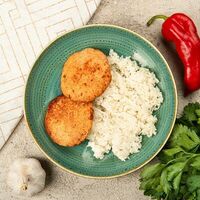 Котлеты из горбуши с рисом в Империя Пиццы