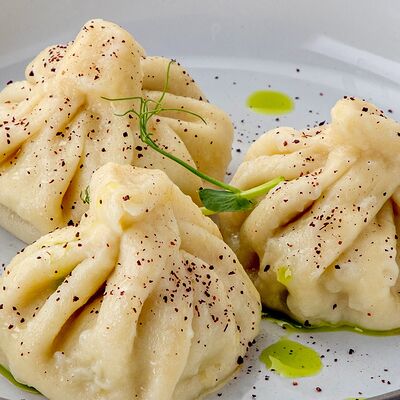 Хинкали отварные в Чили пицца по цене 430 ₽