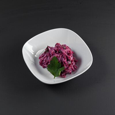 Салат со свеклой и черносливомв едDA по цене 140 ₽