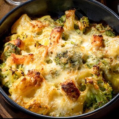 Жаркое по-Гурийски в Хачапури тетушки Марико по цене 720 ₽