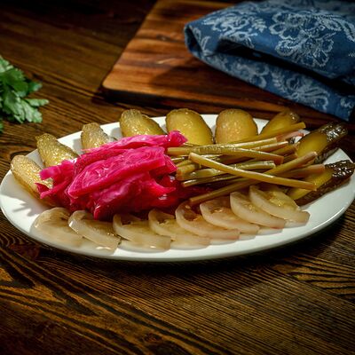 Домашние соленья из бочки в Пловная по цене 220 ₽