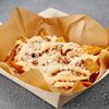 Картофельные стрипсы с сырным соусом, пармезаном и черным перцем в Прожарка по цене 249