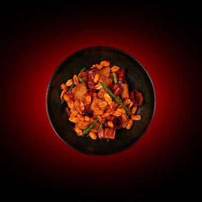 Курица по-сычуаньски в Китайские Новости по цене 890 ₽