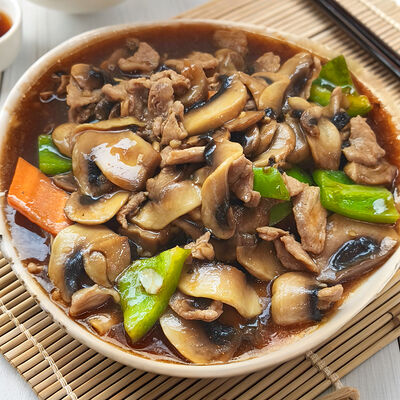 Шампиньоны со свининой в Wai Mai по цене 620 ₽