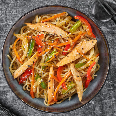 Вок Курица терияки в Суши Мастер по цене 389 ₽