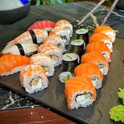 Ассорти Сакура в Cafe Seven по цене 1895 ₽