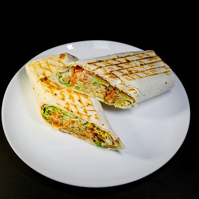 Шаурма из курицы в Mangal №1 по цене 430 ₽