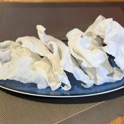 Рисовые чипсы в Мясо & Рыба по цене 190 ₽