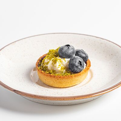 Тарталетка с голубикой в Kitchen по цене 190