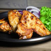 Шашлык из куриных крыльев в Карэ