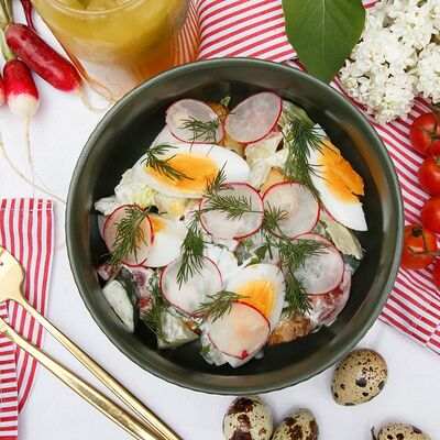 Салат деревенский в Gnezdo Breakfast по цене 500 ₽