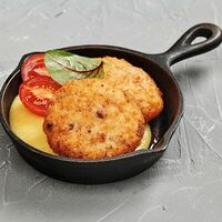 Котлеты из лосося и судака в Корчма