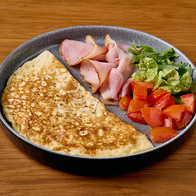 Омлет с тамбовским окороком в Клёво по цене 520 ₽