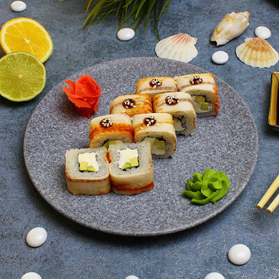 Ролл Канада в Sushi Fresh по цене 546 ₽