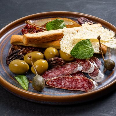 Сет к вину в Гриль-бар Балкон по цене 1309 ₽