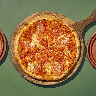 Хачапури Помидори да квели в Хачапури и вино по цене 335 ₽