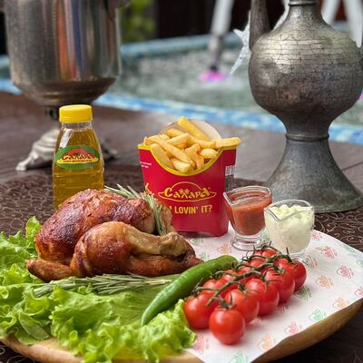 Курица-Гриль с лавашом, свежие овощи, острый стручковый перец, 2 вида соуса, Щербет Сахара в Сахара по цене 1099 ₽