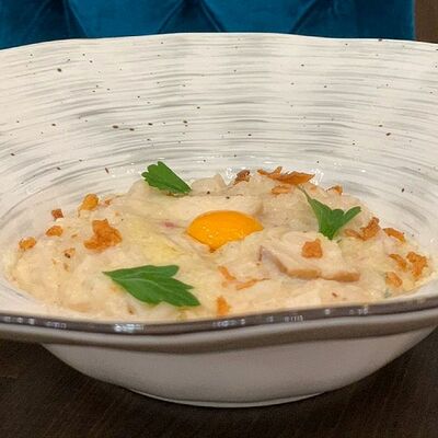Ризотто с курицей и сливочным соусом в Lion по цене 480 ₽