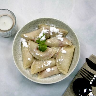 Вареники Вишенка - 15 шт в Dolce goose по цене 410 ₽