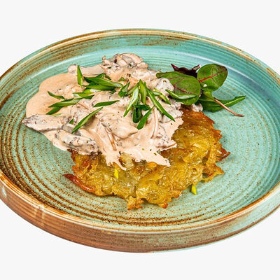 Бефстроганов на дранике в Фёст по цене 790 ₽