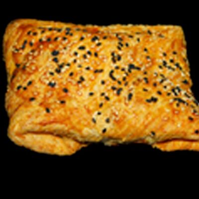 Самса слоеная из курицы в Халва халяль по цене 185 ₽