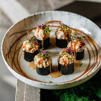 Ролл Хотару в Эбби Noodles & Sushi Bar по цене 760 ₽