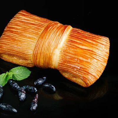 Слоёный пан Черемуха-ваниль в Sweet Сoncept Кондитерская студия по цене 350 ₽